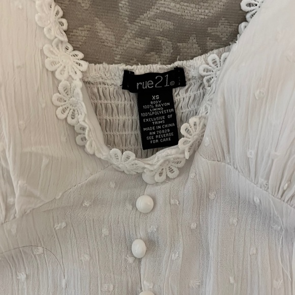 Rue 21 white sundress size xs - Picture 3 of 3